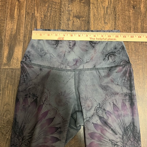 Evolution And Creation Active Leggings Size Womens Medium - Picture 6 of 8